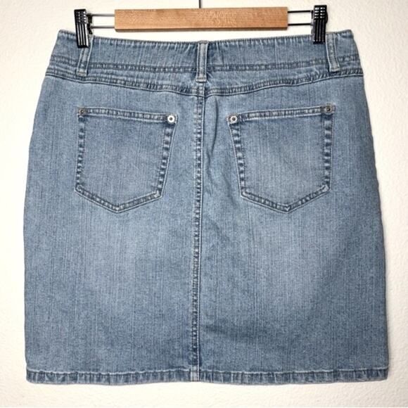 Loft Jean Denim mini skirt Women's Size 4 Blue Medium Wash Flower Embroidery y2k - Picture 9 of 13